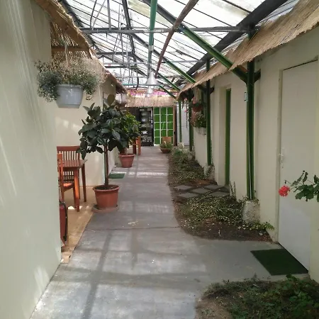 Konukevi Rastlinky.sk Greenhouse Guestrooms