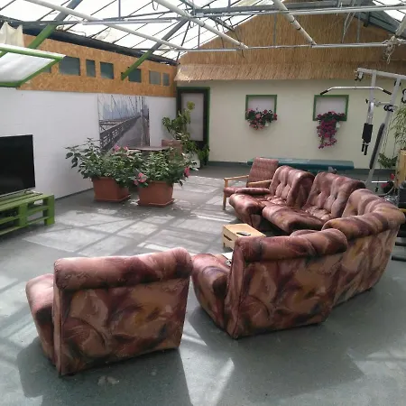 Rastlinky.sk Greenhouse Guestrooms 招待所