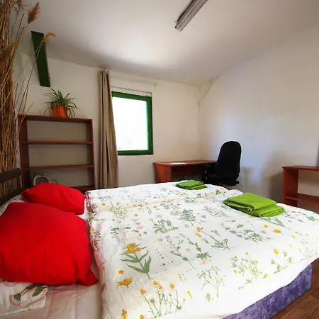 Penzion Rastlinky.sk Greenhouse Guestrooms Bratislava