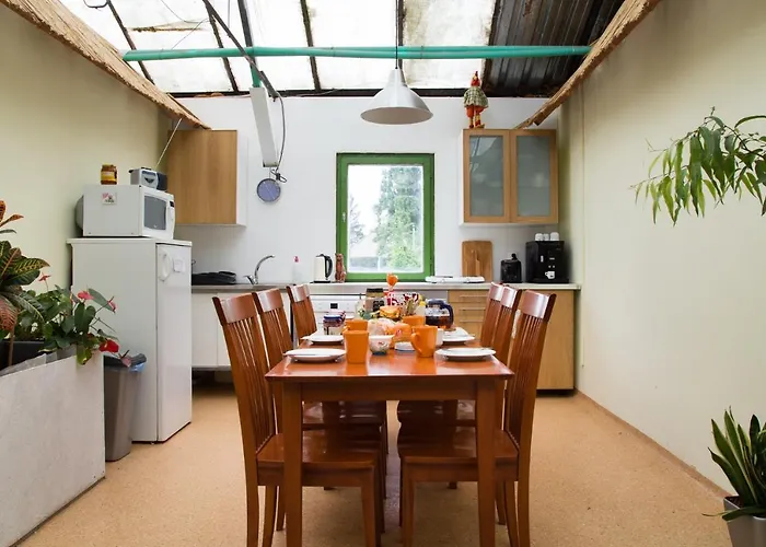 Rastlinky.sk Greenhouse Guestrooms * Bratislava