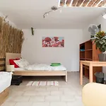 Rastlinky.sk Greenhouse Guestrooms Bratislava